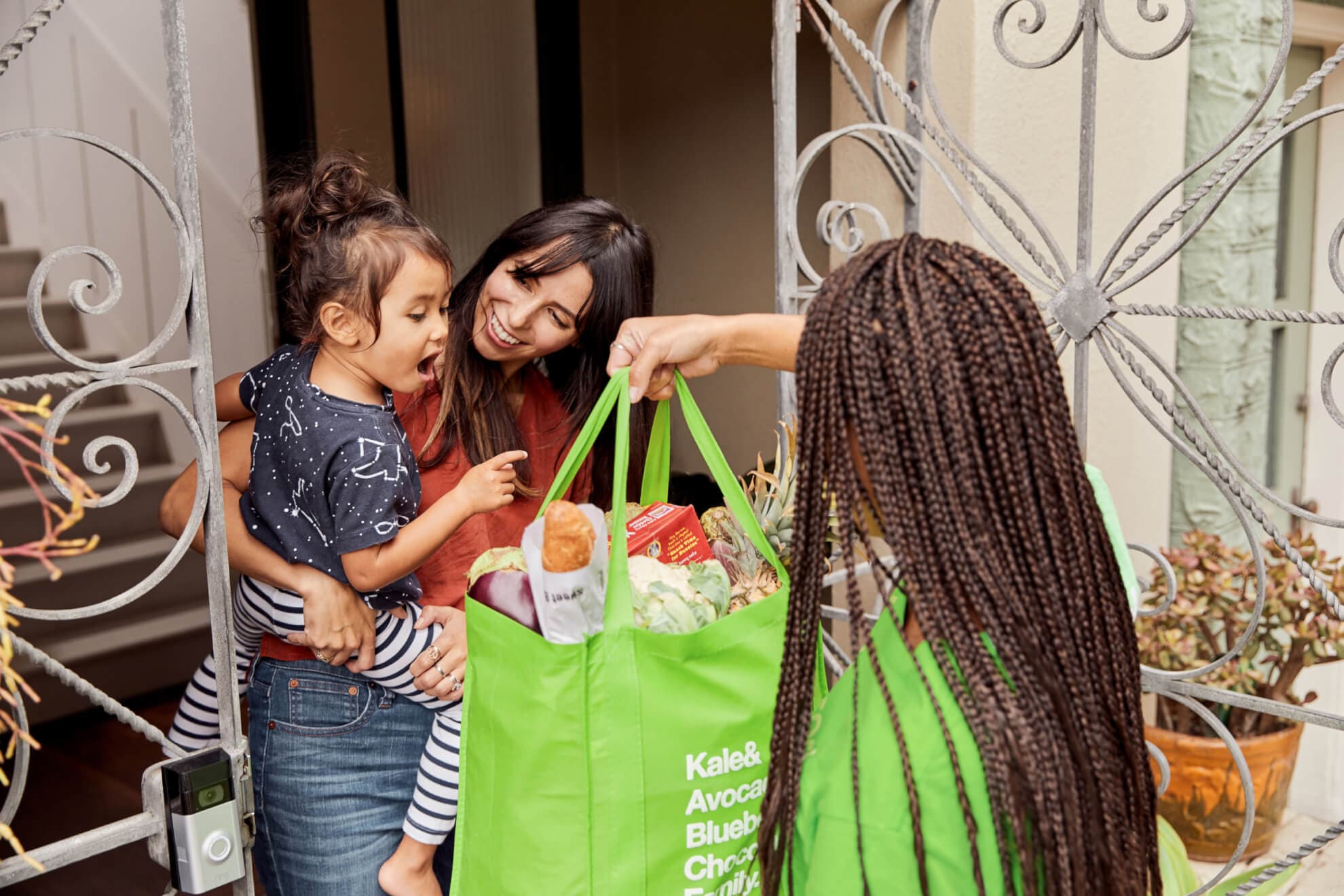 Instacart_mom_daughter_delivery